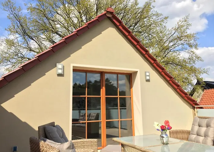 Schwalbennest-grosskoschen * Grosskoschen