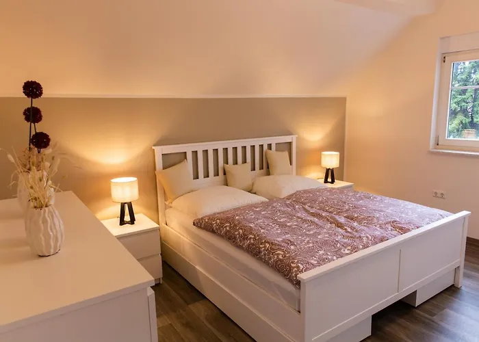 Schwalbennest-grosskoschen